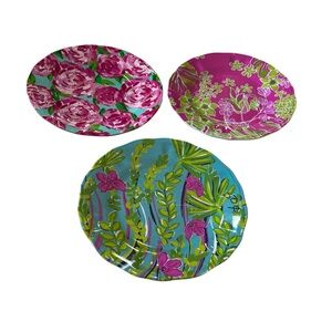 Lilly Pulitzer Melamine Plates Pink Green Floral 9" lot Set Of 3 Shatterproof